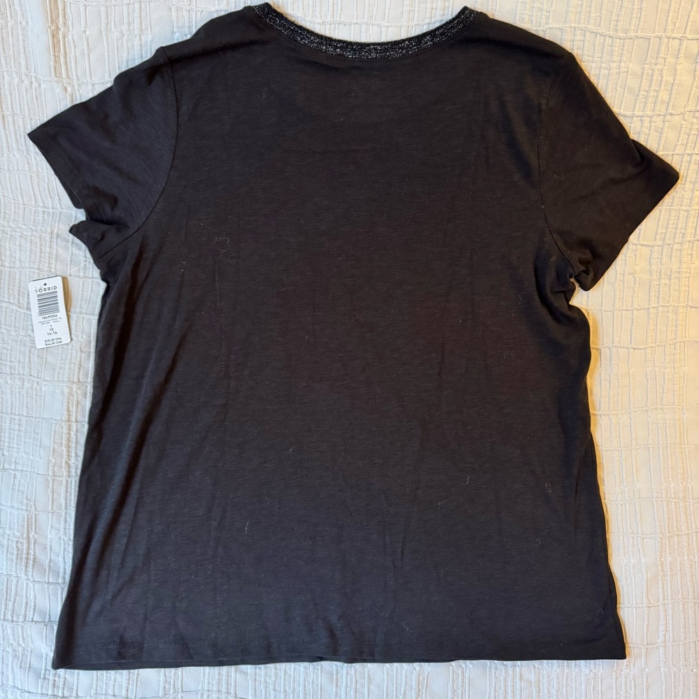 🏷️Torrid Super Soft Metallic Ringer Tee - Picture 5 of 5